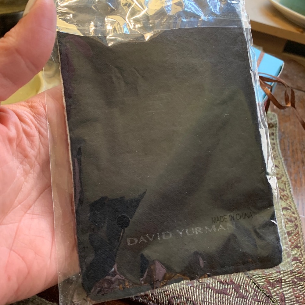 DAVID YURMAN cloth jewellery base - Picture 2 of 4